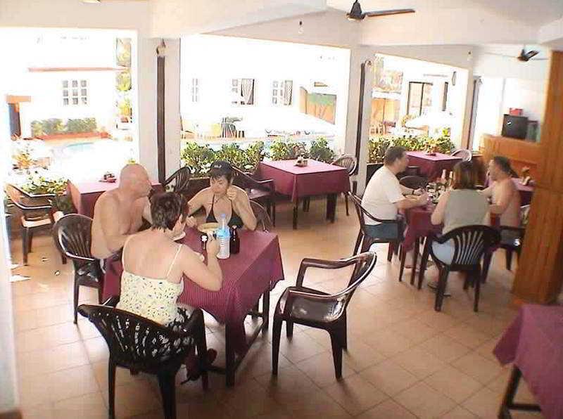 Ticlo Resorts Calangute Zewnętrze zdjęcie